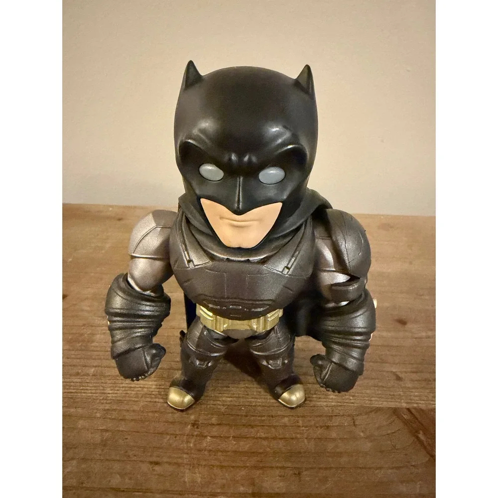 DC Comics Batman v Superman Armored Batman Light‎ Up Eyes Action Figure 2016